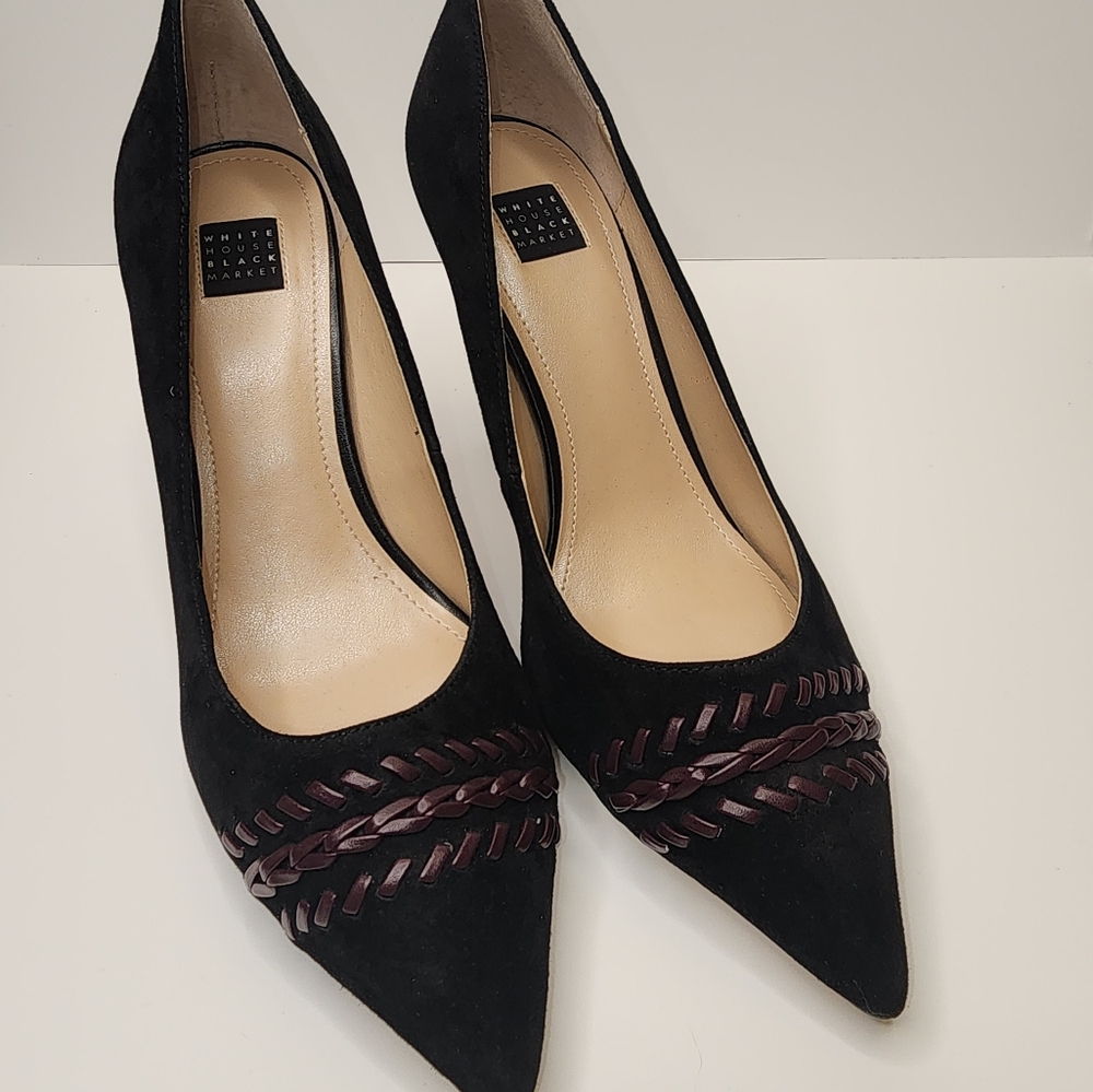 White House Black Market Olivia Whipstitch Suede Pumps - NWOT - No Box - 8.5